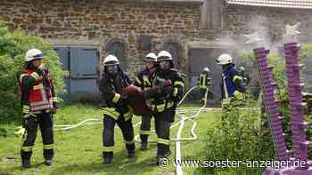 Feuerwehr-Grundlehrgang Möhnesee/Soest startet bald: Hier können sich die melden, die selbst Retter werden ... - soester-anzeiger.de