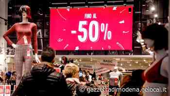 Modena. Codacons e Federconsumatori: le 10 regole d'oro per sfruttare i saldi - La Gazzetta di Modena