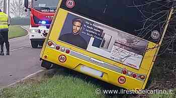 Incidente a Modena: autobus esce di strada, ferita una donna - il Resto del Carlino