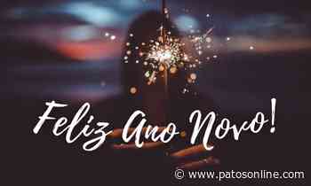 Adeus ano velho! Feliz ano novo! Por Roberta Trindade - Patos Online