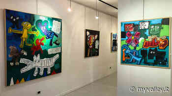 Clusone, in mostra il mondo colorato di Gianfranco Asveri - MyValley.it notizie! - MyValley.it