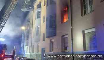 Bewohnerin springt aus Obergeschoss: Frau bei Hausbrand in Aachen schwer verletzt - Aachener Nachrichten