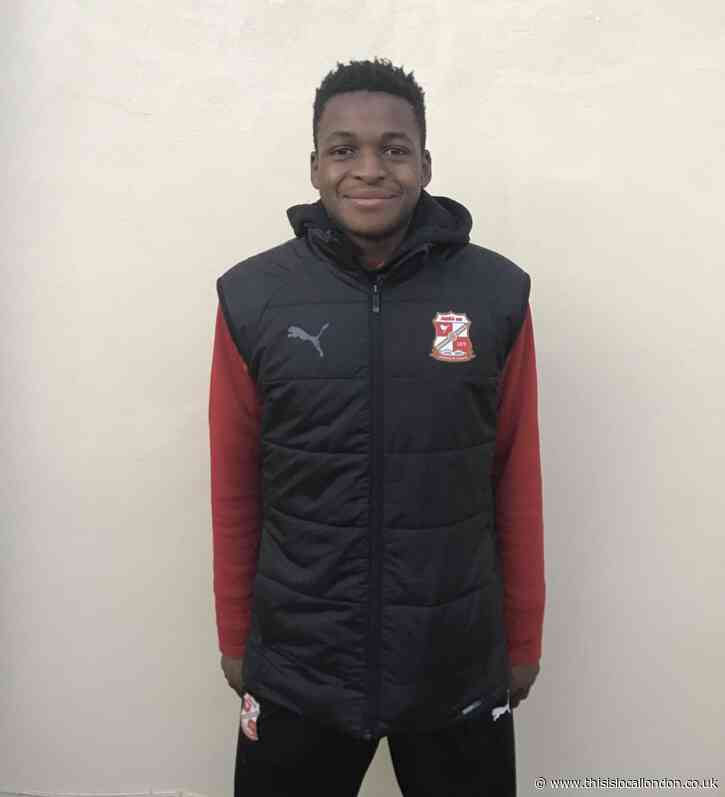 Young Londoner Prepares for Blockbuster Fixture Against Man City by Joe Murphy, Hampton School