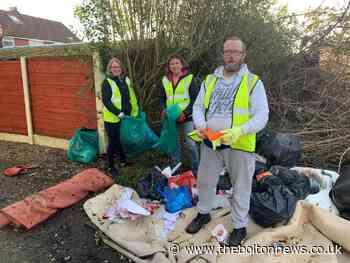 Farnworth and Kearsley Litter Pickers clean up after disgusting flytippers - The Bolton News