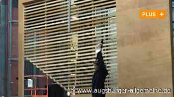 Wenn die Pistole auf der Bühne knallt: Das Theater Ulm probt "Hedda Gabler" - Augsburger Allgemeine