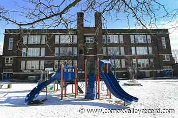 Canadian health networks feeling strain as COVID-19 hospitalizations rise - Comox Valley Record