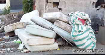 Catania: "Chi butta in strada tutti questi materassi?" - La Sicilia