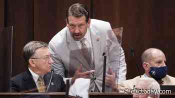 Lawmaker apologizes after ejection at HS basketball game - CFJC Today Kamloops