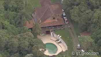 Asilo clandestino é fechado pela Vigilância Sanitária em Cotia, na Grande SP - G1