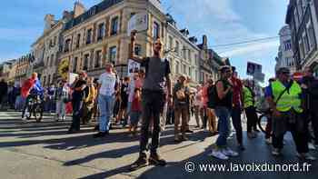 Les anti-pass d'Arras jugent « honteux » les propos d'Emmanuel Macron sur les non-vaccinés - La Voix du Nord