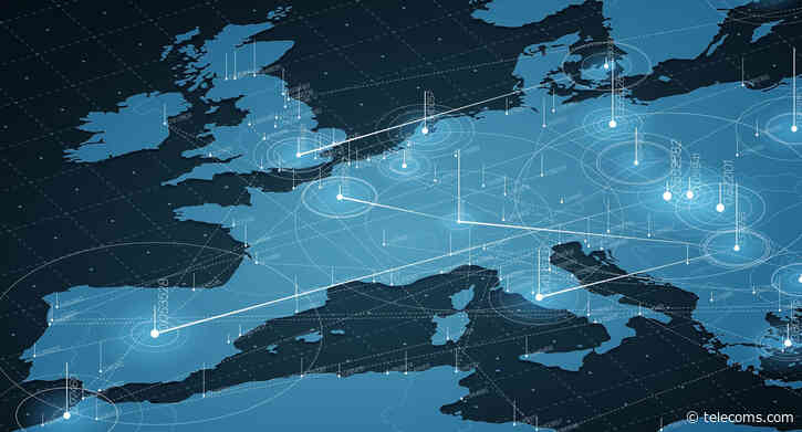 Vodafone and EE drag their feet over the reintroduction of roaming charges
