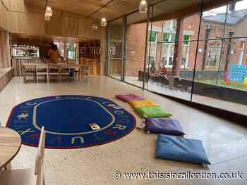 New Cafe Extension Added to  Lea Bridge Library by Jaiming Kang City and Islington College