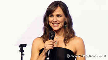 Jennifer Garner named Woman of the Year by Hasty Pudding Theatricals