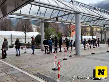 Lecco | Corsa (e code) ai tamponi, l'ospedale: “Non autopresentatevi” - Lecco Notizie