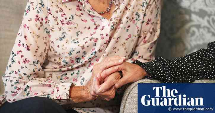 Relatives plead for care home isolation rules in England to be relaxed