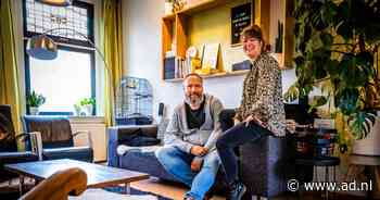 Een tiener in huis halen? Hans (51) en Maaike (45) doen het graag, maar veel ouders doen het liever niet - AD.nl