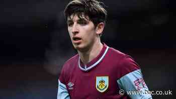 Anthony Glennon: Barrow sign Burnley defender on loan until end of the season
