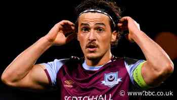 James Brown: Blackburn Rovers sign former Drogheda right-back
