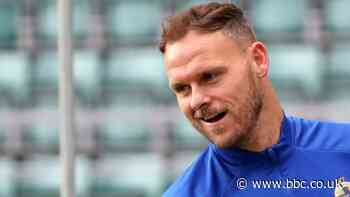 Trevor Carson: Morecambe sign Dundee United goalkeeper on loan for the season