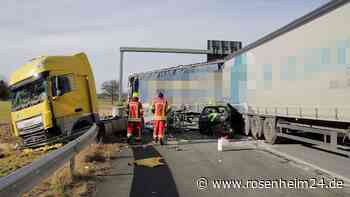 Zahlreiche Verletzte nach schwerem Unfall auf A8 - Gaffer verursachen weiteren Unfall auf Gegenfahrbahn