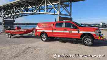 Gloucester fire department gets new rescue boat from Firehouse Subs grant