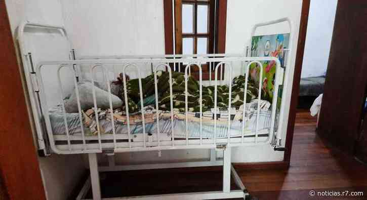 Dupla é presa após polícia localizar asilo clandestino em Cotia (SP) - R7