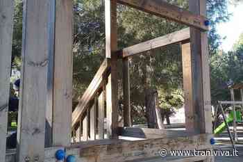 Corre il pericolo nel parco giochi della villa comunale, la denuncia di Barresi - TraniViva