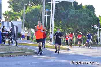 En la carrera de los Santos Reyes se premiaron a los mejores atletas - El Pilón