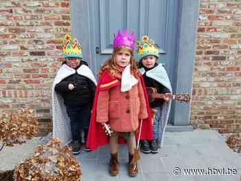 Driekoningen zingen op de Genendries in Millen (Riemst) | Het Belang van Limburg Mobile - Het Belang van Limburg