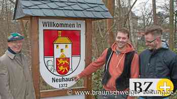 Dreist: Diebe stehlen Begrüßungsschild in Neuhaus