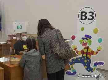 Matera, riapre hub vaccinale via Sallustio per i bambini: “Vaccinatevi” - TRM Radiotelevisione del Mezzogiorno