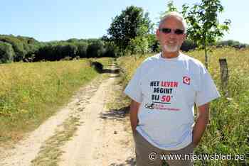 Ereschepen Marc Desloovere (77) onverwacht overleden: 42 jaar in gemeenteraad en medeoprichter van Omloop Kluisbergen