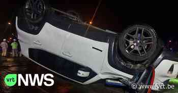 Auto over de kop bij ongeval in Mol - VRT NWS