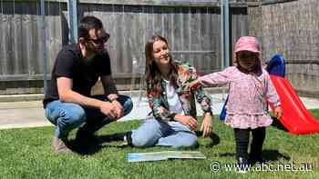 Why are so many people moving to this town in Tasmania's north-west?