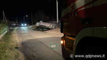 Caerano di San Marco, auto sbanda e si ribalta in via Moresca: conducente estratto da Vigili del Fuoco e Suem e portato in ospedale - Qdpnews