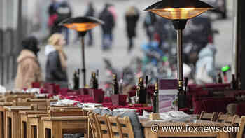 COVID-19: Germany to tighten restaurant rules while cutting quarantine time