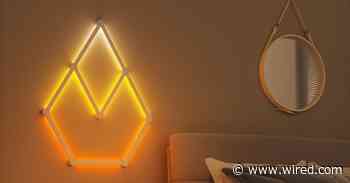 Nanoleaf's Lines Bathe Your Walls in Colorful Light
