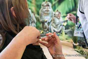 Vaccinaties van kinderen in Zoo Antwerpen gestart: “We gebruiken speciale techniek zodat het kind niets voelt” - Het Nieuwsblad