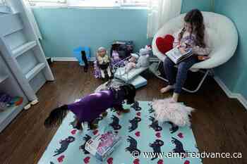 Chicago nixes school for 3rd day as virus, union debate rage - Virden Empire Advance