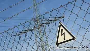 Nach Stromausfall: Bad Feilnbach wieder am Netz -Techniker arbeiten an Stromversorgung in Raubling