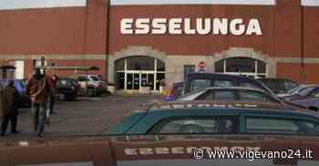 Vigevano: ruba i “gratta e vinci” al supermercato, denunciato un dipendente - Vigevano24.it