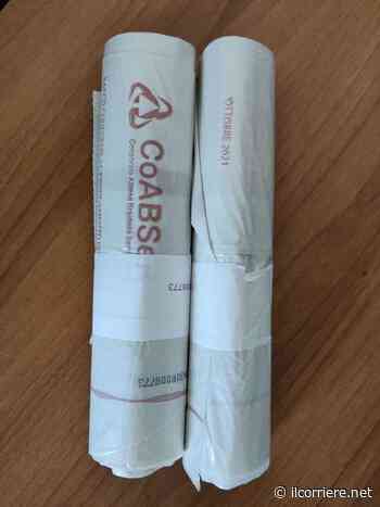 In consegna a Monticello d'Alba i sacchetti per la raccolta rifiuti - https://ilcorriere.net/