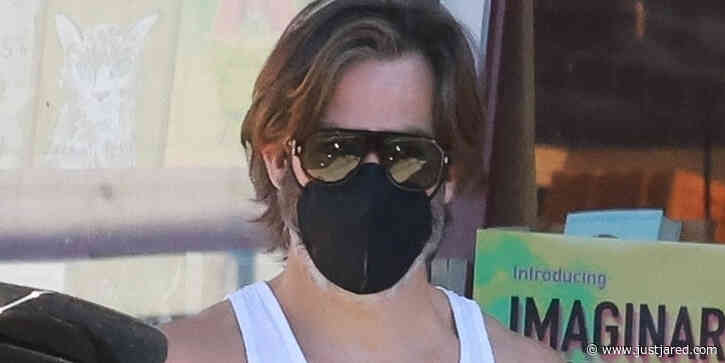 Chris Pine Shows Off His Book Haul After Shopping At Local Small Business