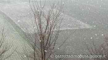 E' arrivato l'inverno a Modena: primi fiocchi in città E 15 centimetri in Appennino - La Gazzetta di Modena