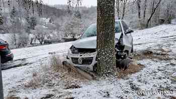 Schnee in Siegen: Unfall mit vier Autos auf glatter Straße - Westfalenpost