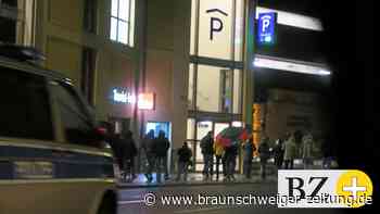 Corona-“Spaziergang“ in Wolfenbüttel mit Gegen-Kundgebung