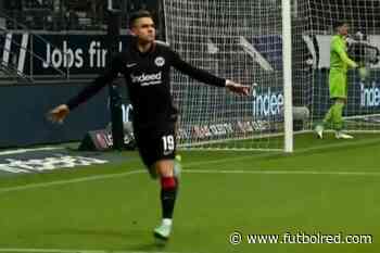 Santos Borré arrancó el año con todo: doblete a Borussia Dortmund - FutbolRed