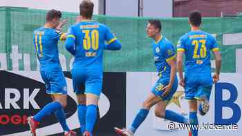 Zwei Elfmeter und ein Traumtor: Braunschweig gewinnt in Köln - kicker