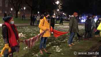 Corona-Protestaktion in Koblenz wird von Gegendemo blockiert - SWR