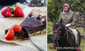 The Queen loves 'beautiful' dessert with food she picks herself 'from Balmoral estate' - Express